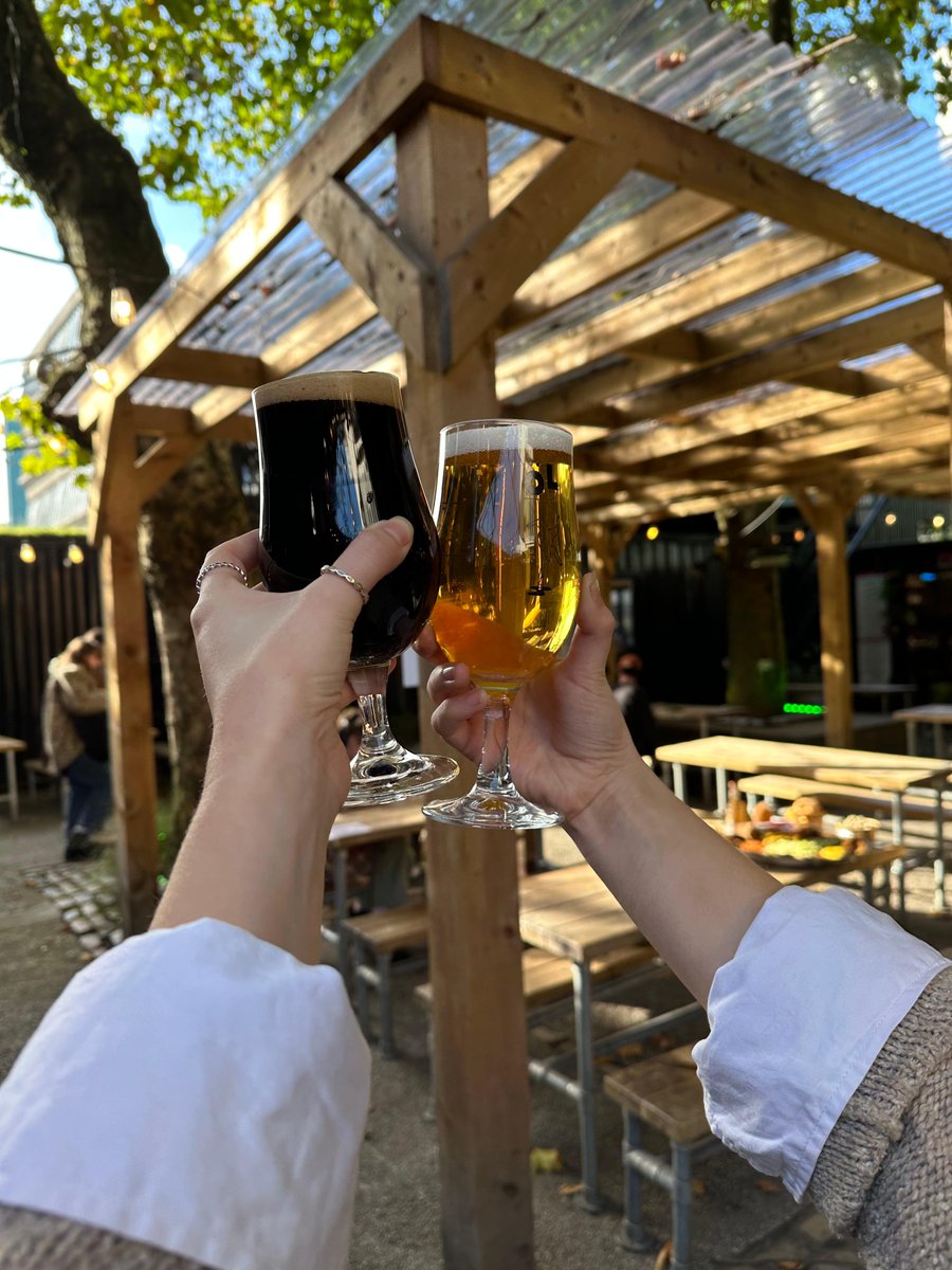 Hatch_MCR's tweet photo. It's the weekennnddd🚀 Grab your pals, grab a drink, our courtyard slings bangin' street food alllll weekend long https://t.co/yAALQkYddx