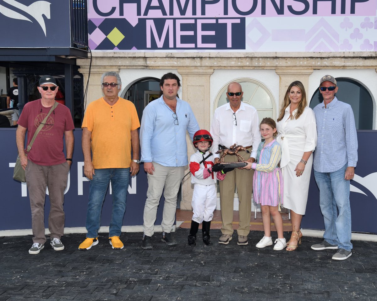 #2Dec Congratulations Saffie Joseph, Jr. Co-Leading Trainer of the 2023 #GulfstreamPark #SunshineMeet 

📸 @coglianesephoto