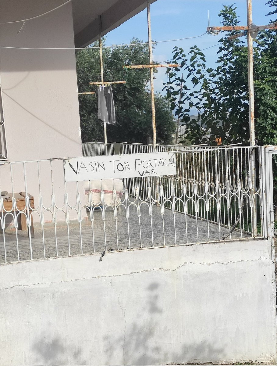 "Ton" birleşik yazılması gerekirdi ayrı yazılmışş az daha anlayamıyordum ne satıldığını