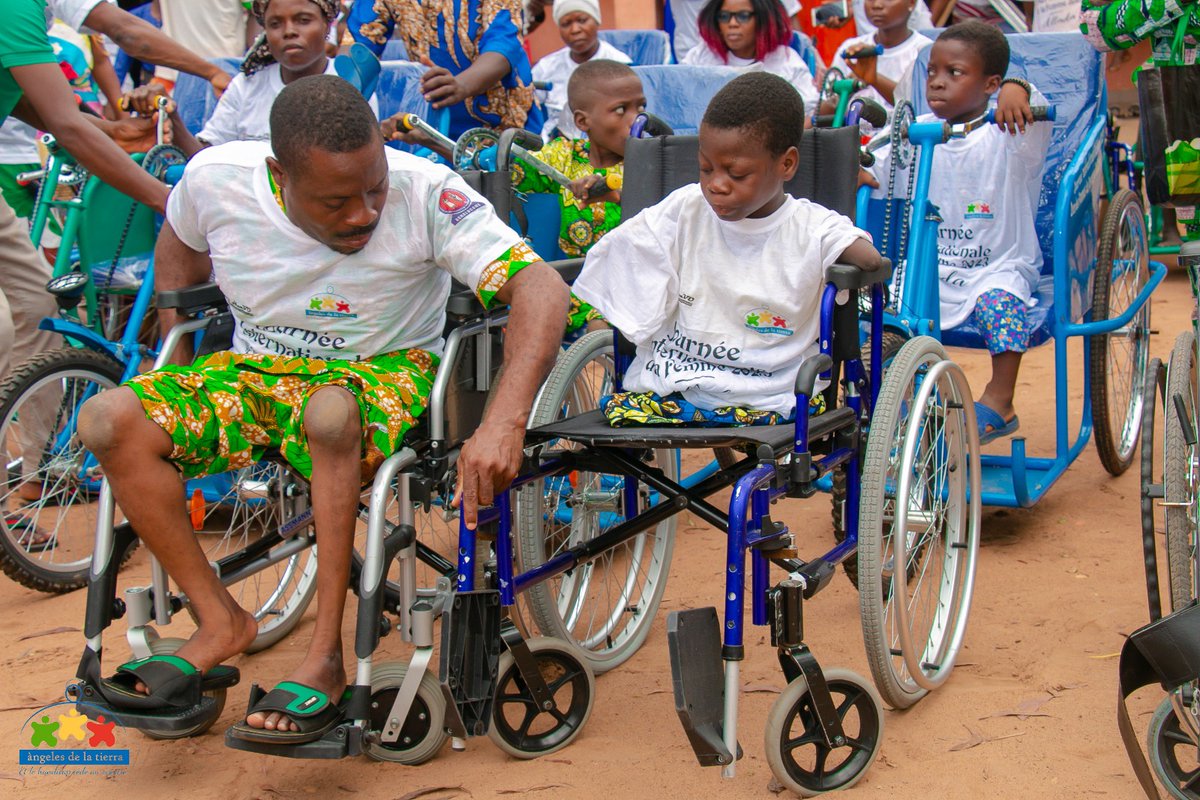 Aujourd'hui et tous les jours, engageons-nous à créer des environnements inclusifs et à éliminer les obstacles qui limitent l'accès des personnes handicapées aux opportunités!

#handicapable
#InclusionMatters