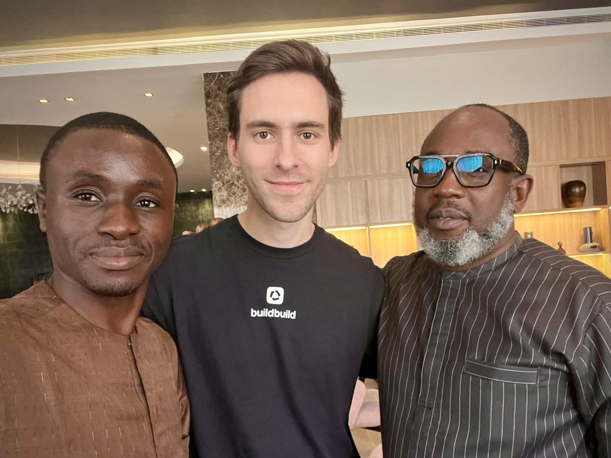 buildbuildio's tweet photo. What an inspiring week we had in Lagos 🇳🇬
WAPI with a lot of insights on the construction industry in the region.

The most import, we had 25 meetings with construction entrepreneurs, founders, and CEOs ✨

Busy working with each of their team, to bring buildbuild on their duty. https://t.co/OPEWEb8JLY