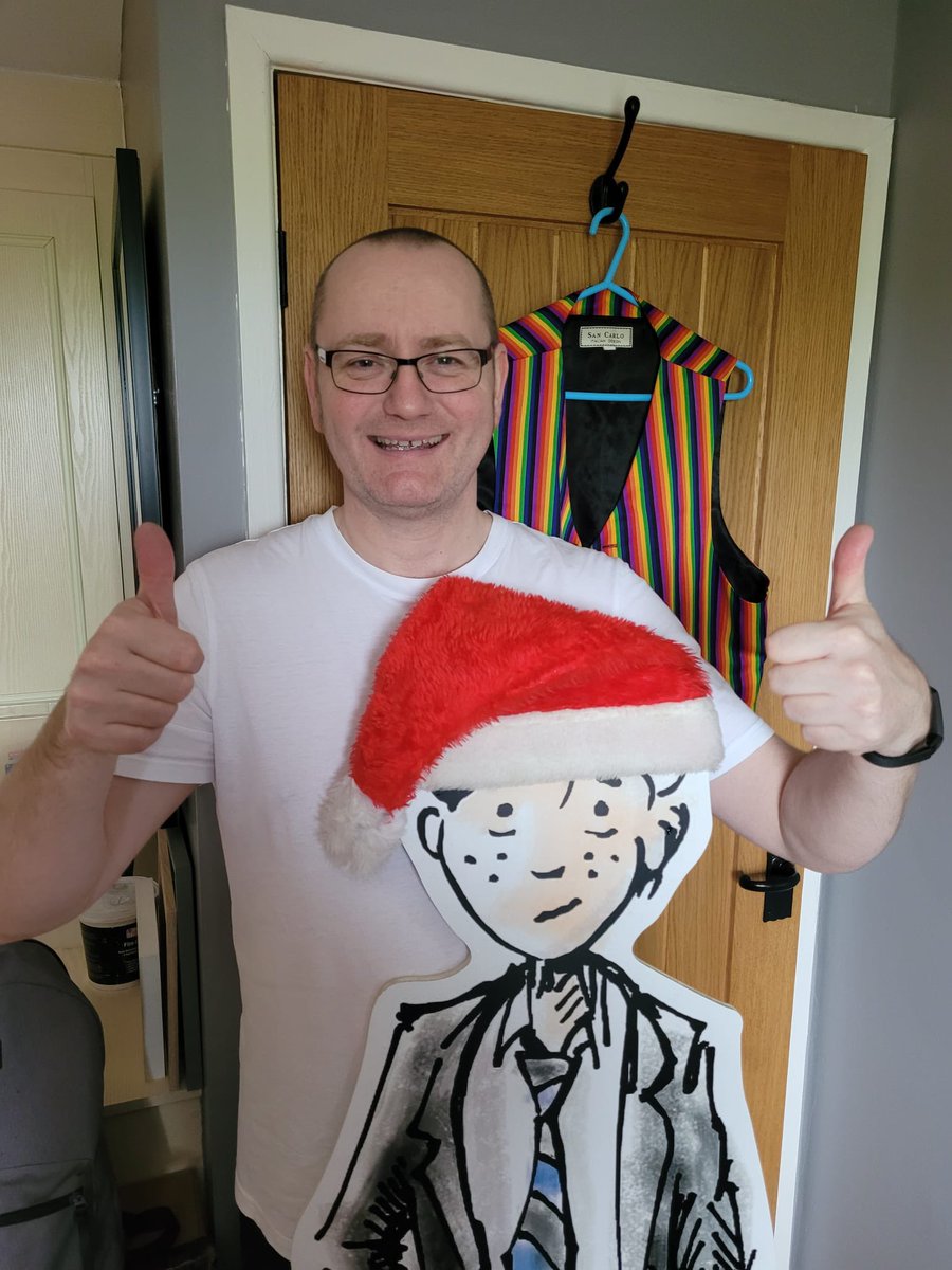 dan__worsley's tweet photo. Massive thumbs-up to @BpoolLibraries &amp; @WouldSteph at the @Literacy_Trust for inviting me to Blackpool for some festive storytelling 🎅❄️⛄️ A lovely audience, the Tales flowed &amp; families got creative - a perfect way to close my 2023 events. All the best. See you next year 👍 https://t.co/suCqVitAQK