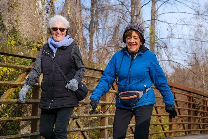 collegeparkrun's tweet photo. Happy Saturday, folks! It's shaping up to be a lovely morning for a run or a walk on the trail. Michelle Brandy and her team are looking forward to welcoming you soon.
#CollegePark #parkrun #parkwalk #parkrunUSA #loveparkrun #volunteer #community #EverybodyWelcome #GoYourOwnPace https://t.co/XdOUrfbdME
