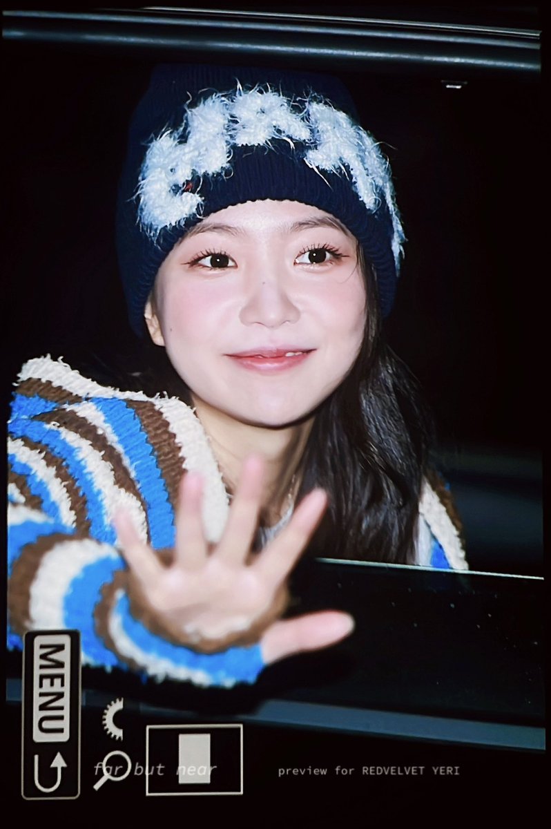farbutnear0305's tweet photo. 231202 팬싸 퇴근
#레드벨벳 #RedVelvet #예리 #YERI https://t.co/M4lBsy31E3
