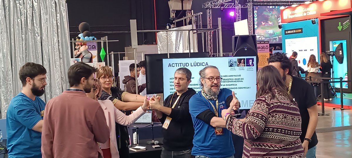 ENTI - Escola de Noves Tecnologies tweet media