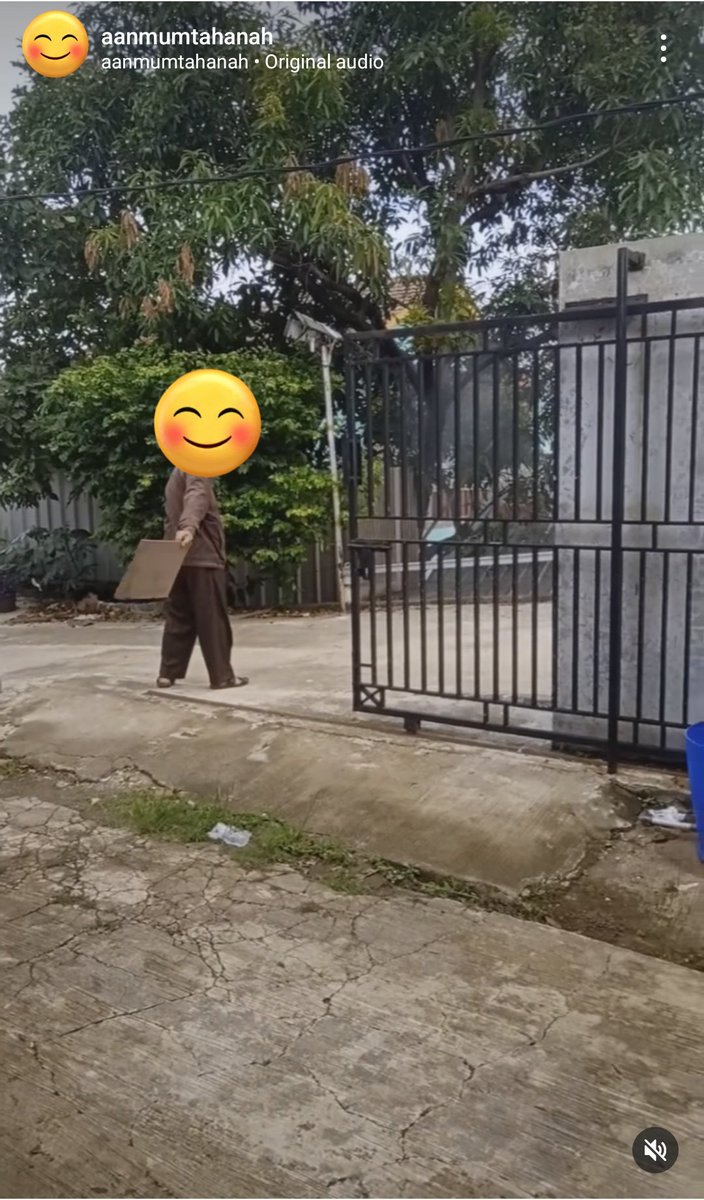 Seputar Tetangga tweet media