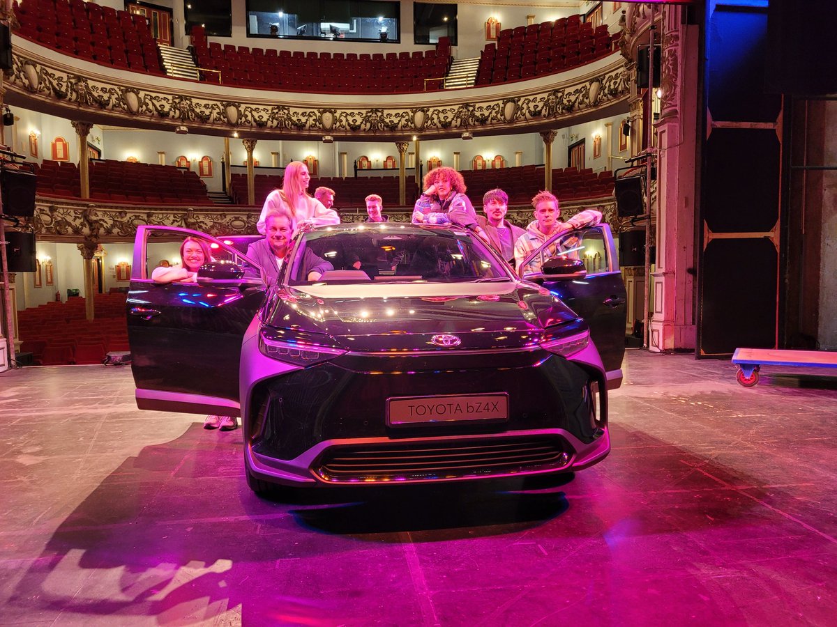 All from a pumpkin! A lovely car! #pantosponsors @frftoyota @SwanseaGrand @Imagine_Theatre