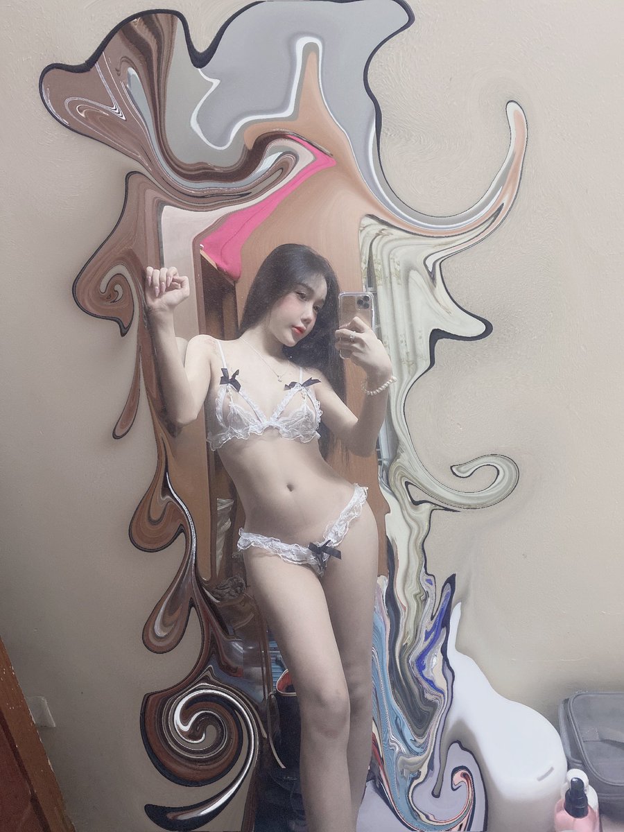 hatrang0506's tweet photo. Em đã có mặt tại tp vinh ạ , set kèo 0385550412 https://t.co/dbXndrLjny