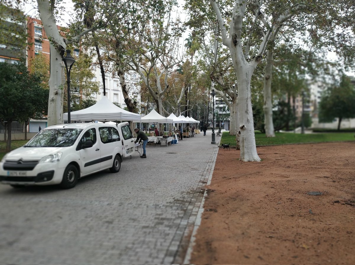 El ecomercado (@elecomercado) on Twitter photo Estamos montando
En esta edición cambiamos de sitio
Estamos frente al Bar Playa en los jardines de los patos.
No dejéis de venir.
Os estamos esperando.
#ecologico
#local Estamos montando
En esta edición cambiamos de sitio
Estamos frente al Bar Playa en los jardines de los patos.
No dejéis de venir.
Os estamos esperando.
#ecologico
#local