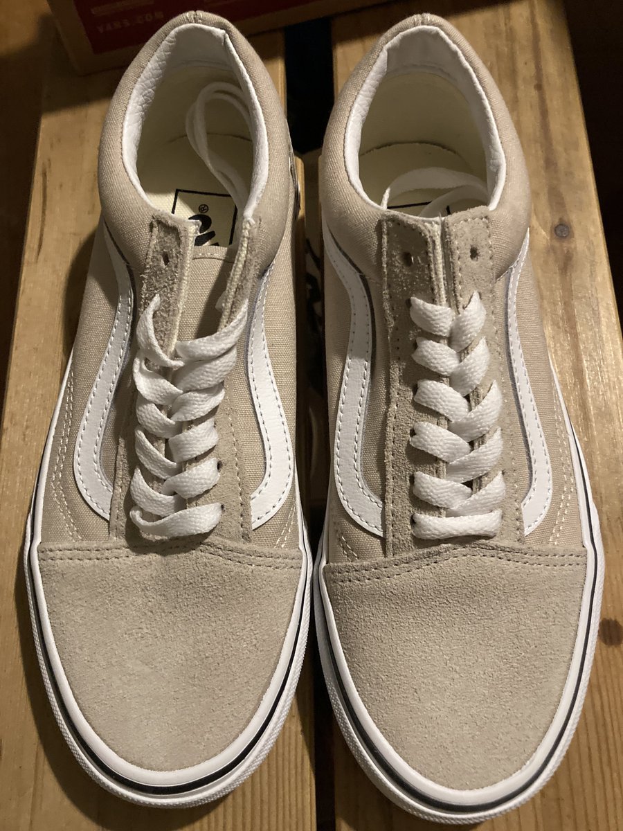 MLMSWDRAW's tweet image. 次行くよー
#vans #customvans