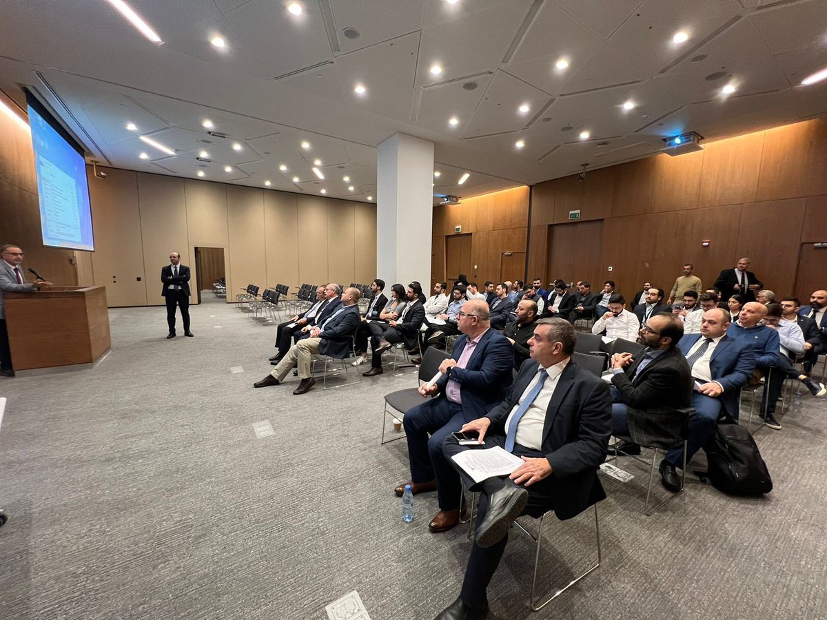 DrAlbert's tweet photo. Live now Bladder cancer session data presented from @USJLiban @USEKOfficial @LebaneseUni and @AUB_FM @AUB_Lebanon @aubmc on neoadjuvant chemotherapy , smoking cessation and risk of VTE @najdi_jad @chadyw @LUS_lb https://t.co/o9RBZrEuTh