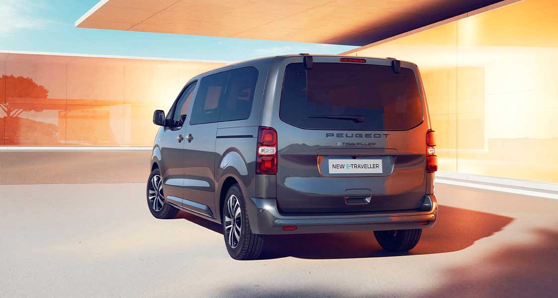 autolobi's tweet photo. Yeni Peugeot E-Traveller: Profesyoneller için tasarlanan göz alıcılık! https://t.co/Y7zZbsa6T9 #peugeot #ETraveller #tasarım #elektrikli #detay #PSvGS #gözalıcı #mükemmel #batarya #güvenlik #konfor #alıcı #autolobi #EExpert #marka #modern #versiyon #konsol #teknoloji #electrik https://t.co/wo5vJY3UY6