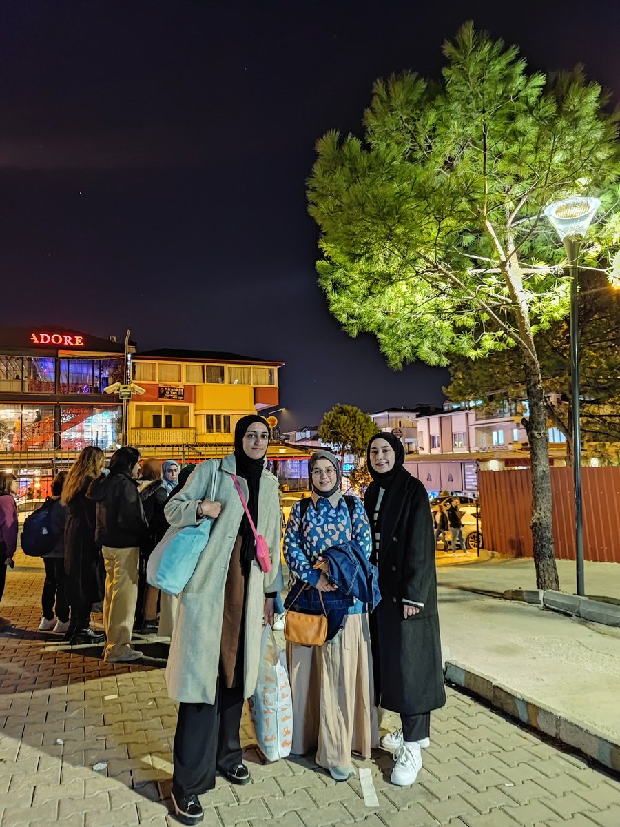 Çok okuyan mı bilir, çok gezen mi? Diyerek gençlerimiz "Bir Günde Bin Yıl Tarih ve Medeniyet Gezileri"projesi kapsamında Pamukkale yurdu öğrencilerimiz Konya şehrini keşfetmek üzere yola çıktılar. 
<a href="/omer_ilman/">Ömer İlman</a> <a href="/vildanbasbug/">Vildan Basbug 🟢 🇹🇷</a> <a href="/GSB_Denizli/">Denizli Gençlik ve Spor İl Müdürlüğü</a>