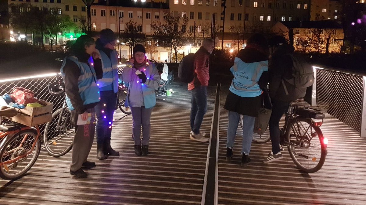 📣 Oyé oyé ! Les bénévoles du plateau nord ont prévu leur comptage hivernal mardi 5 prochain. On a besoin de compteurs ! Même pour 30 minutes tous  👀 et les  ✍️ sont les bienvenus ! 

👋Vous souhaitez participer ? Contactez nous en MP !