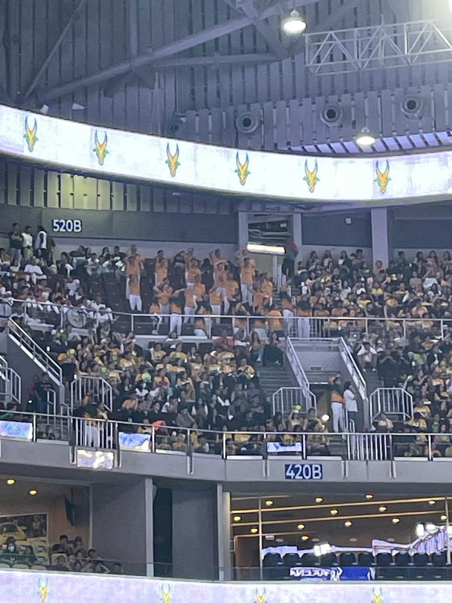 dawinsanbrns's tweet photo. Shoutout to FEU! Thank you for cheering all schools! Hindi ko na navideohan ung iba pero rinig!
#UAAPCDC2023
#UAAPSeason86
#trollyourhairupintheair
#CantHelpFallingInLoveWithNU
#supertamario
#bringbackthememoreast
#BlackGoldInYourArea
#alapaUP
#LSGetsLoud
#SuperbaBowl https://t.co/9u8ZMaM3em