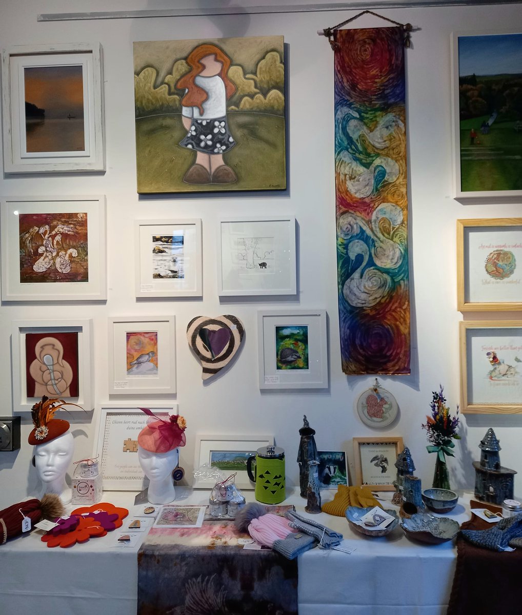 Swallowyarnbarn's tweet photo. Designer Crafts at the Market House will be open to the public on Tuesday 5th
A lot happening before that with the Street Food Festival in Monaghan town and The Christmas Market at Muckno in Castleblayney lots of opportunities to shop local #madelocal #shoplocal #madeinMonaghan https://t.co/uYdj7lQF4L