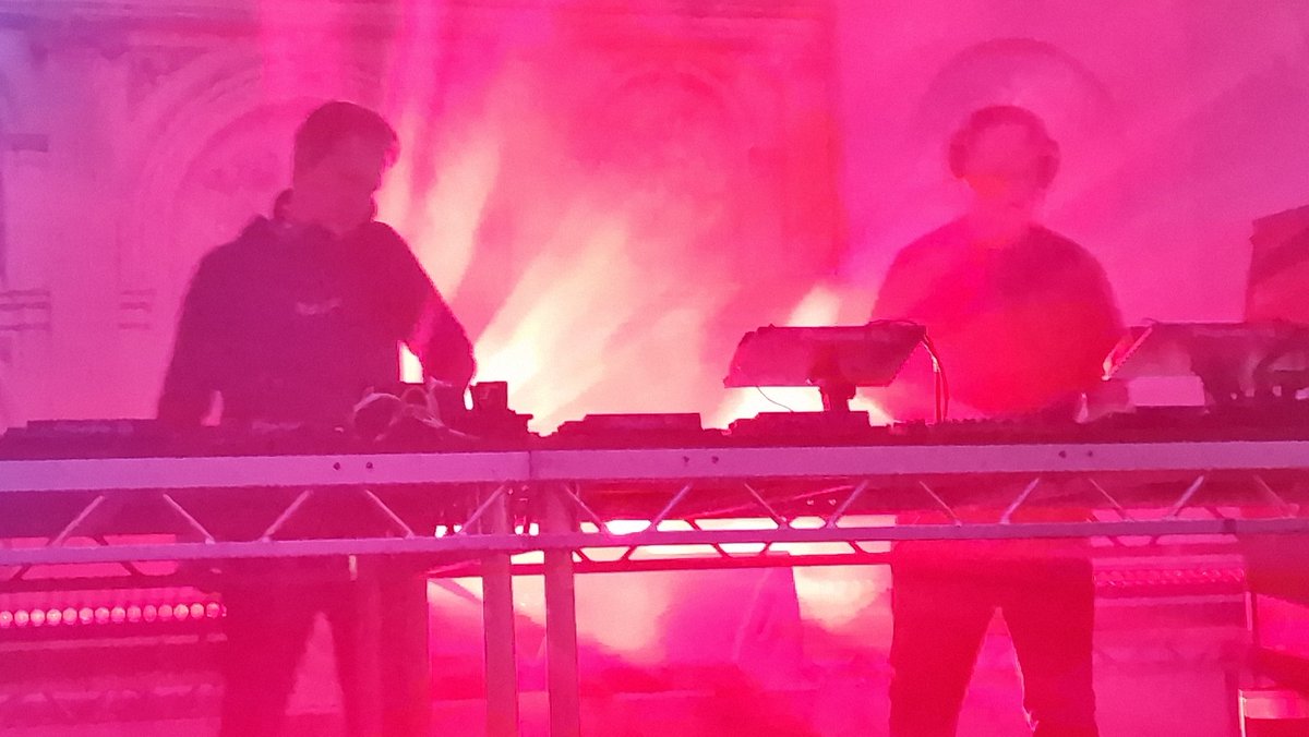 A double helping of <a href="/sashaofficial/">sashaofficial</a>  and <a href="/DJJohnDigweed/">John Digweed</a> last night in #London. Two amazing sets, one incredible night/morning!