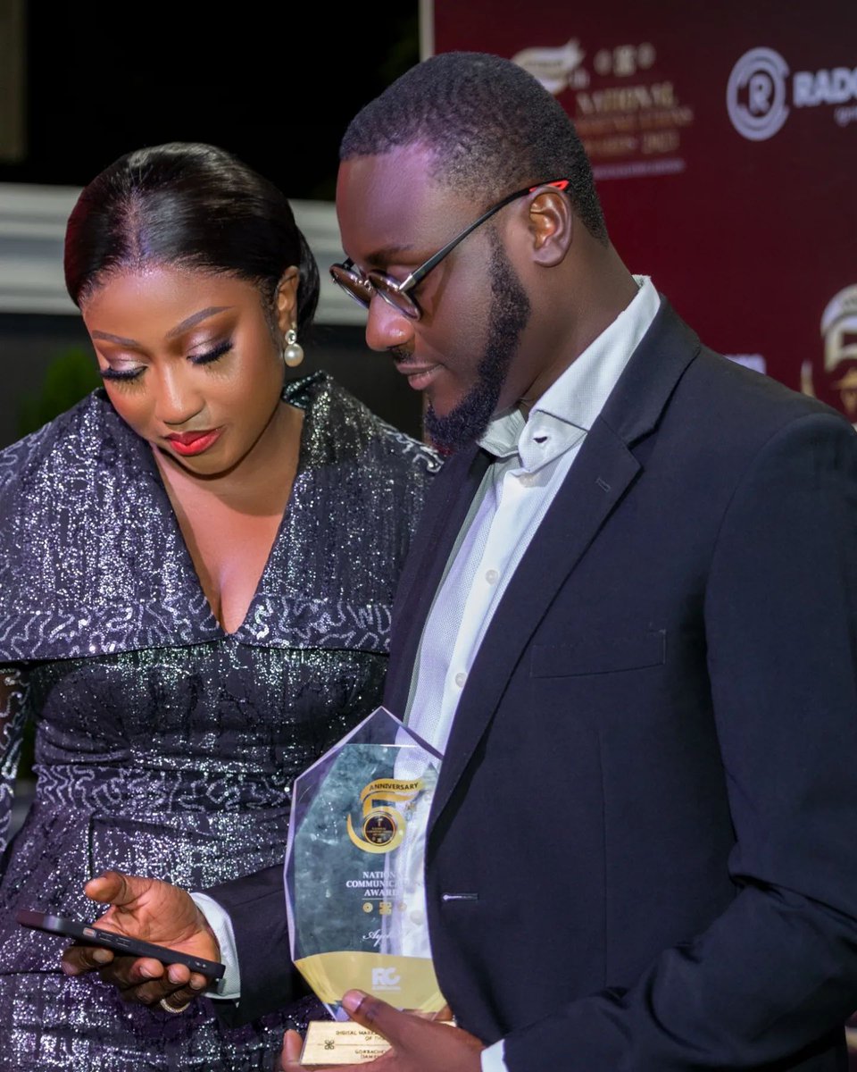 iamremsover's tweet photo. Dreams without goals are just dreams, and ultimately they fuel disappointments.
Cc: annita deimage @majestytwins
#NationalCommunicationsAwards #DigitalMarketerOfTheYear #NCA #BrandWithMe https://t.co/jjsawZ6Dvq