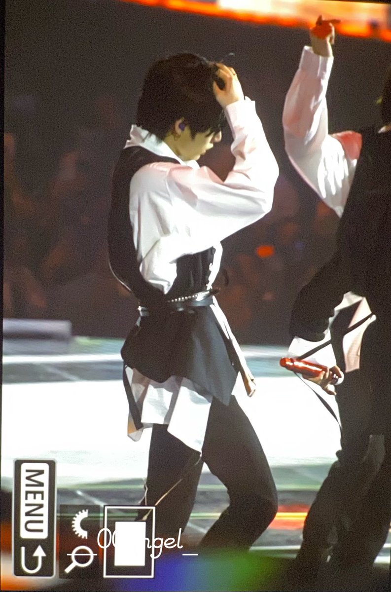 _00engel_'s tweet photo. 231202  MMA

#BOYNEXTDOOR #보이넥스트도어
#태산　#TAESAN #テサン https://t.co/yvrlwyPHdq