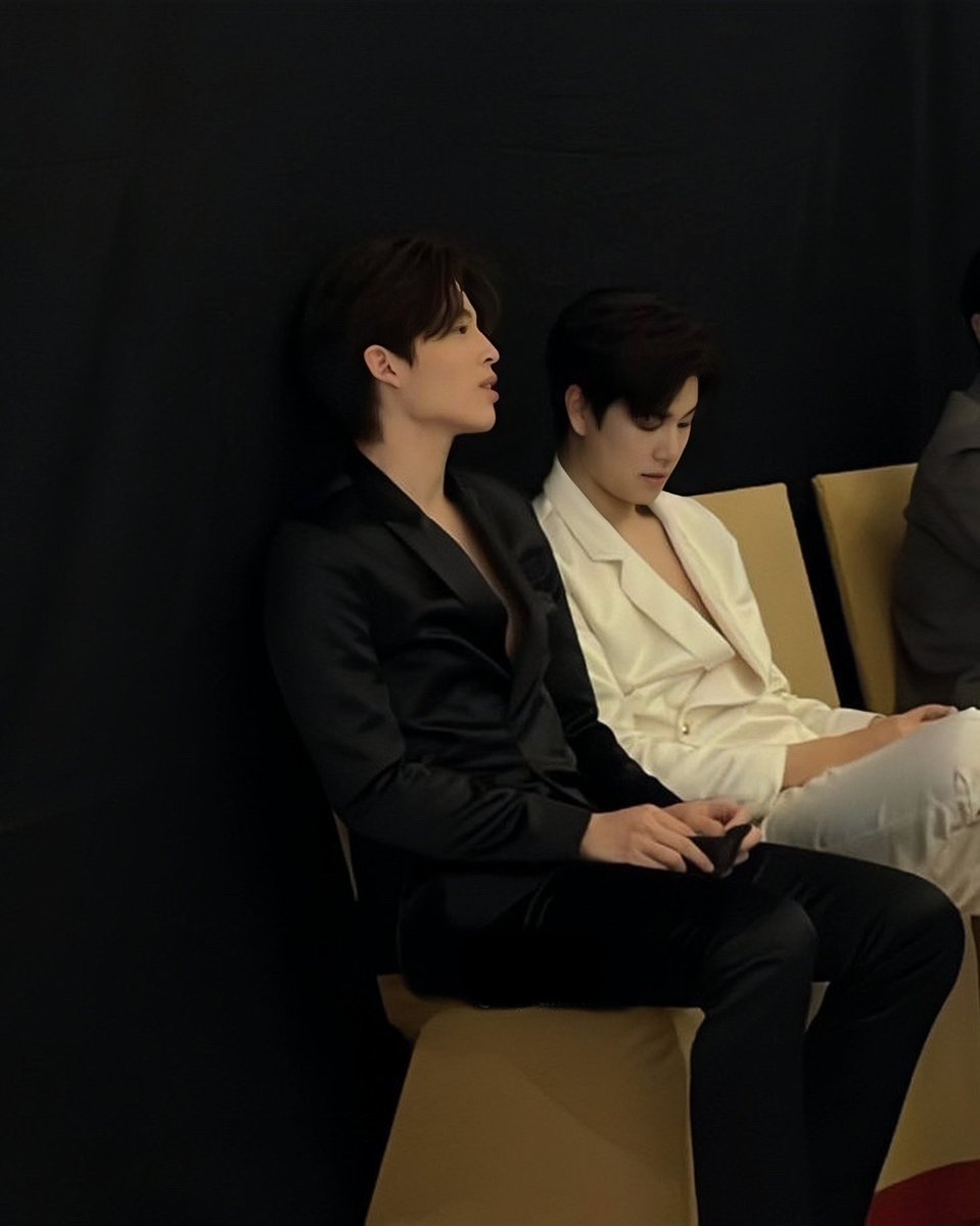 mmtchw's tweet photo. #pondphuwin au

dua rekan kerja yang menjalin hubungan romansa diam-diam demi menghindari campur tangan or simply, an 𝙞𝙡𝙡𝙞𝙘𝙞𝙩 𝙖𝙛𝙛𝙖𝙞𝙧. https://t.co/84yfSLa5wx