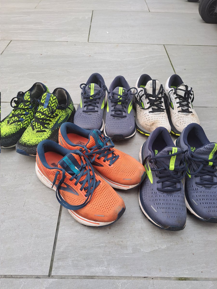 The_Hodge75's tweet photo. Any recommendations on a Run Shoe charity, home or abroad? The last one I tried to use took a few quid off me for a bag to be delivered, last I heard from them🙄 Brooks Ghost &amp; Adrenalin, Size 8.5 @TheGreenRunnerz @GreenlightPT @UKRunChat https://t.co/vvj1ahyrG3