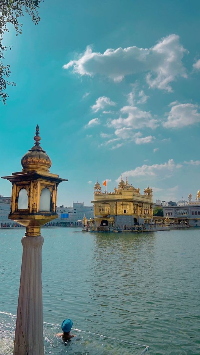 xyyz54's tweet photo. "ਹਮਰਾ ਝਗਰਾ ਰਹਾ ਨ ਕੋਊ ॥ 
ਪੰਡਿਤ ਮੁਲਾਂ ਛਾਡੇ ਦੋਊ ॥" https://t.co/AQfsUte7bh