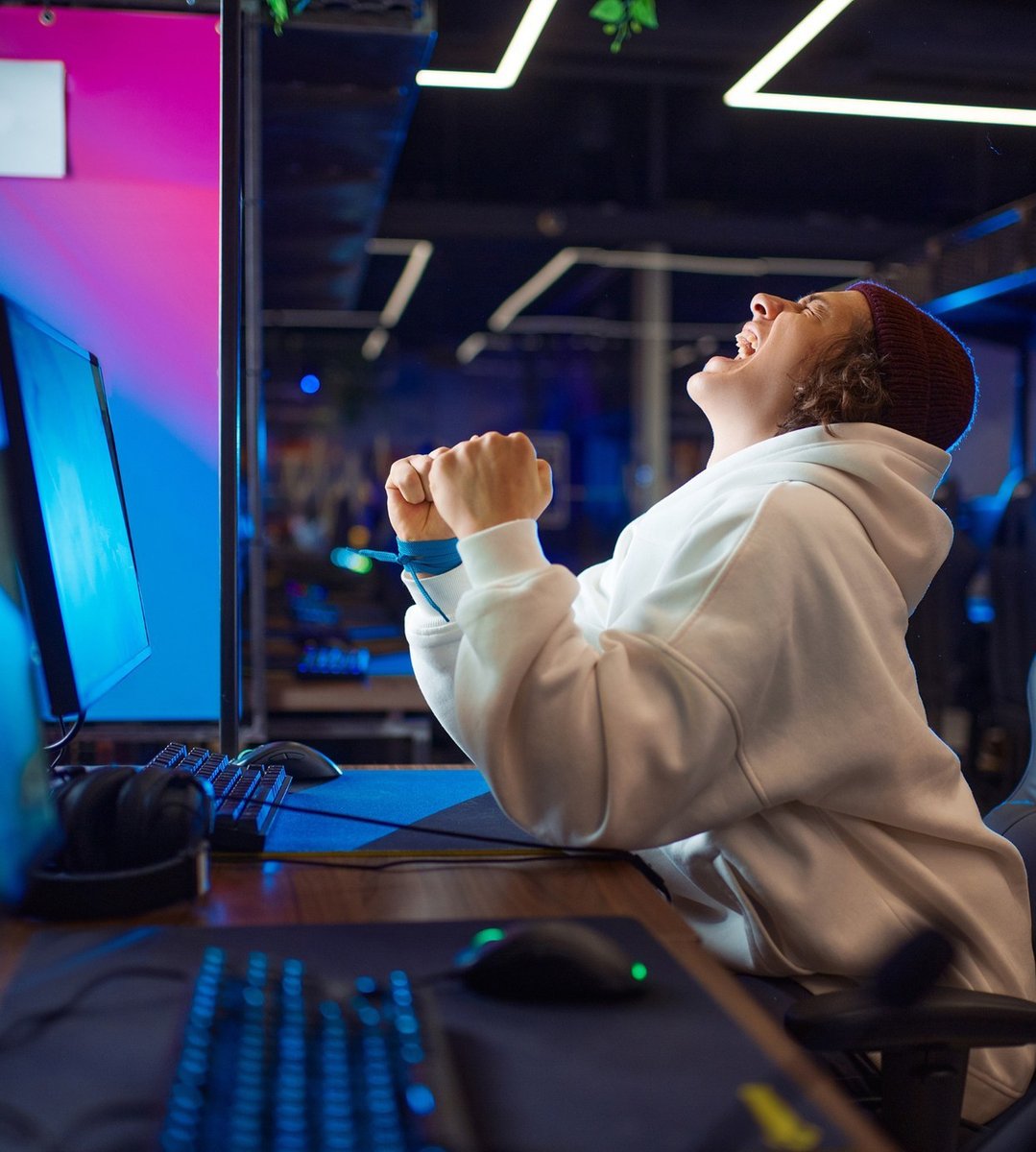 soontransgaming's tweet photo. Happy Sunday All Gamers and Streamers! 🎉     

What game are you playing?🎮

Leave your recommended game and share it with other gamers!  😍

#gamingchair #Racing #videogames #ps5 #Xbox  #gamers #gamergirl #streamer #Weekend
#sega #eSports #EsportsFrontier #WeekendVibes https://t.co/Y5x7ZeD5Hj