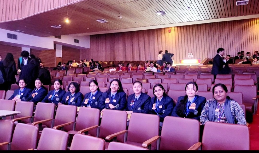 ThegreatSabya's tweet photo. @RIDistrict3011 #DILA Model United Nations today at @school_apeejay panchsheel Park, New Delhi @UN @hyunheeban @Rotary @edu_sdg @edu_sdg @pkdhillon08 @rtn_sandeep https://t.co/XVN3ATNlhm