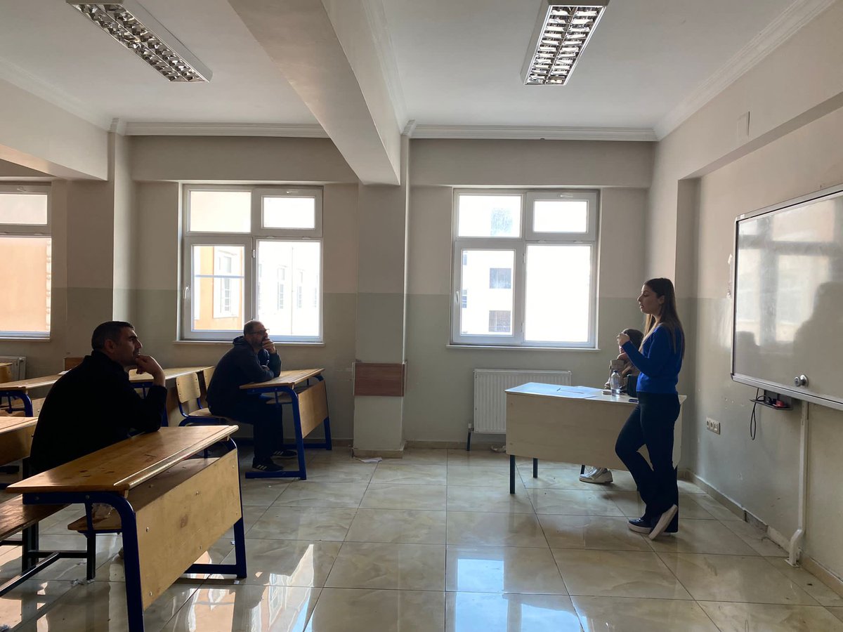 sssmtal's tweet photo. Okulumuzda 2023-2024 Eğitim Öğretim Yılı I. Dönem Veli Toplantısı gerçekleştirilmiştir. Velilerimize öğrenci devamsızlık, başarı ve disiplin durumları hakkında bilgi verilmiştir. 
@Gaziantep_MEM @yasintepe @SehitkamilMEM @yagcimehmet27 @ayt_krc https://t.co/34RmTOjPsy