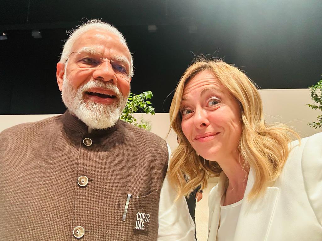 Aalokntyl's tweet photo. Modi is coming back! 2024 🇮🇳 🚀 #ModiReturns #LeadershipInProgress
#Meloni #melody https://t.co/OXuFElvsge