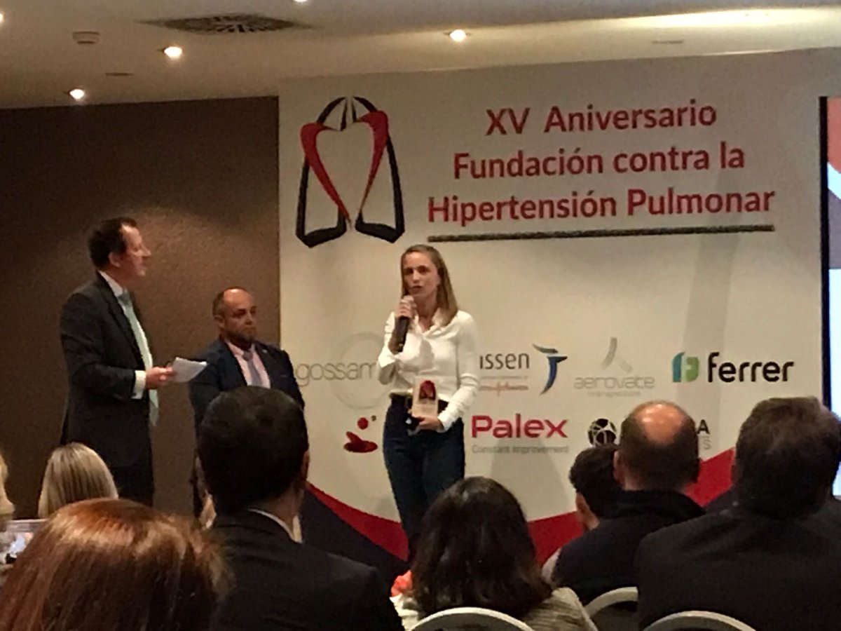 Muy orgullosos y agradecidos del reconocimiento de @fundacionhp . Siempre pensando en lo mejor para nuestros pacientes. @doctoraguillen