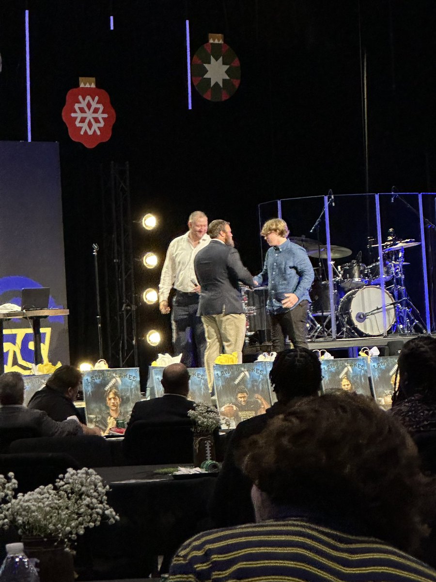 Dang! Was not expecting this but so thankful. Outstanding lineman award for my freshman year. Excited for next season