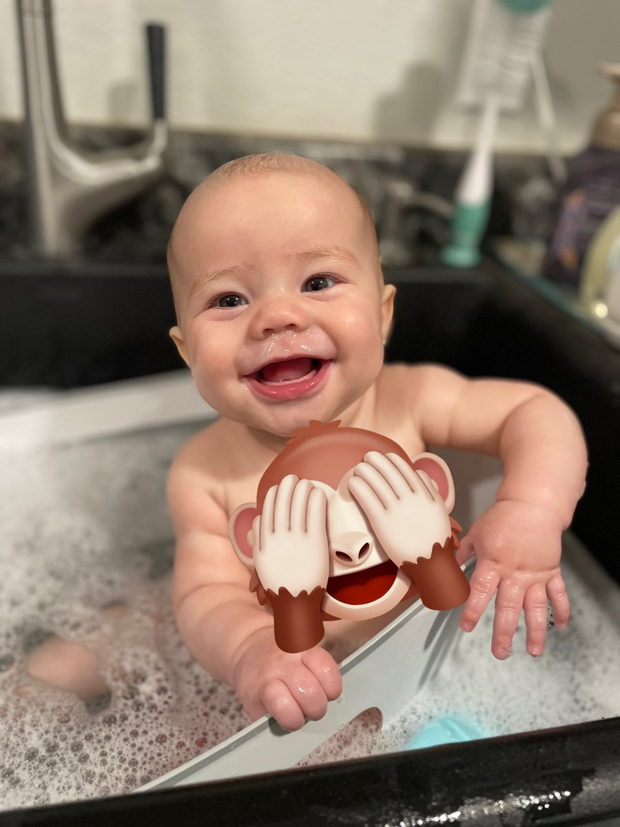 Donte1Gordon's tweet photo. My Gorgeous daughter the only thing keeping me pushing 🤎 Daddy loves you so much Aaleila Raelle https://t.co/ucedmoBWKa