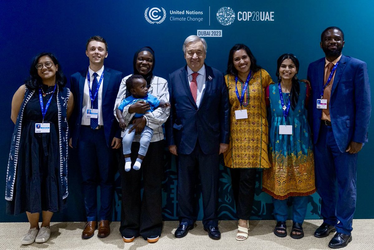 I just met with my @YAGClimate Youth Advisory Group at #COP28 to talk about their observations & concerns. Young people are the climate fighters our world needs. We need their voice. We need their action. We need their ideas.