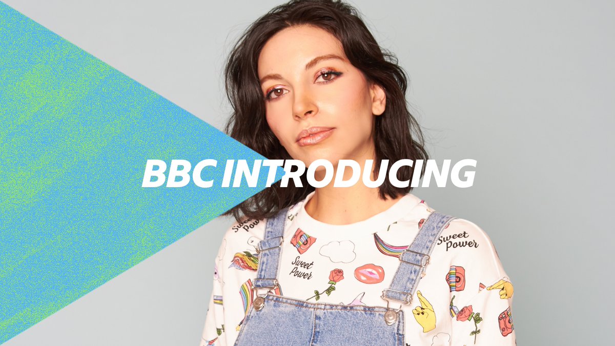 Dave Monks (@dave_monks) on Twitter photo Tonight 8-10pm
#BBCIntroducing <a href="/bbcmerseyside/">BBC Merseyside</a> <a href="/BBCSounds/">BBC Sounds</a>
Another chance to listen to this week's session guests: <a href="/haarmband/">HAARM</a> | <a href="/nikikandmusic/">N i k i K a n d</a>
Interview #SideDoorLiverpool
Music: <a href="/WauiMauiband/">WauiMauiband</a> <a href="/moreinluv/">More In Luv</a> <a href="/riannedowney_/">Rianne Downey</a> <a href="/reidandersonX/">Reid Anderson</a> <a href="/thesukisband/">The Sukis</a> & more
95.8FM/DAB/Freeview-722 Tonight 8-10pm
#BBCIntroducing <a href="/bbcmerseyside/">BBC Merseyside</a> <a href="/BBCSounds/">BBC Sounds</a>
Another chance to listen to this week's session guests: <a href="/haarmband/">HAARM</a> | <a href="/nikikandmusic/">N i k i K a n d</a>
Interview #SideDoorLiverpool
Music: <a href="/WauiMauiband/">WauiMauiband</a> <a href="/moreinluv/">More In Luv</a> <a href="/riannedowney_/">Rianne Downey</a> <a href="/reidandersonX/">Reid Anderson</a> <a href="/thesukisband/">The Sukis</a> & more
95.8FM/DAB/Freeview-722