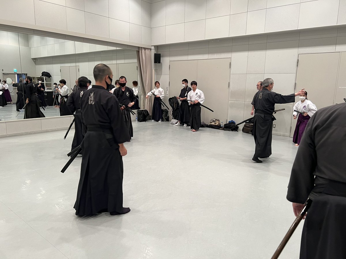 action_bukai's tweet photo. 本日の殺陣技斗ワークショップ終了しました。
来週がいよいよアクションライセンス認定会
楽しみです。 https://t.co/dmJdBFSFoh