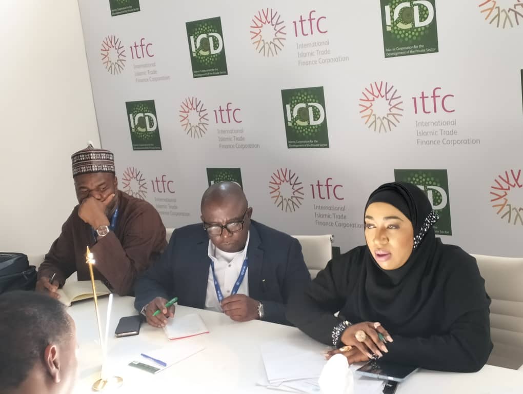 GafarAlawode's tweet photo. Transmitting from #COP28UAE.....Glad to be part of the Hon. Minister of Humanitarian Affairs and Poverty Alleviation's team that engaged @isdb_group on partnership for climate adaptation and humanitarian response. We also had a brief discussion with the WTO DG. https://t.co/r2yCf6csvr