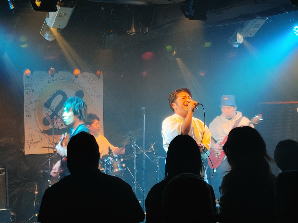 ⑥バンド目、The Ludens(<a href="/TheludensO/">The Ludens_official</a>)

一年ぶり！
高音の伸びがきれい！！
バックの楽器隊もパワフルになってる🤩✨

#LOVEYOUONLY2023