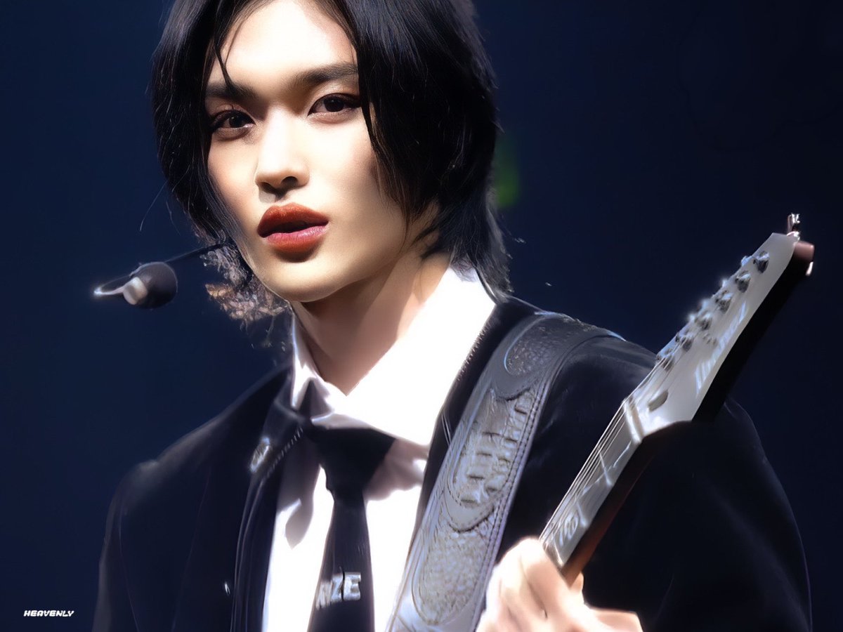 heavenly_0302's tweet image. the details of rockstar! ⭐️🎸

#원빈 #WONBIN
#라이즈 #RIIZE