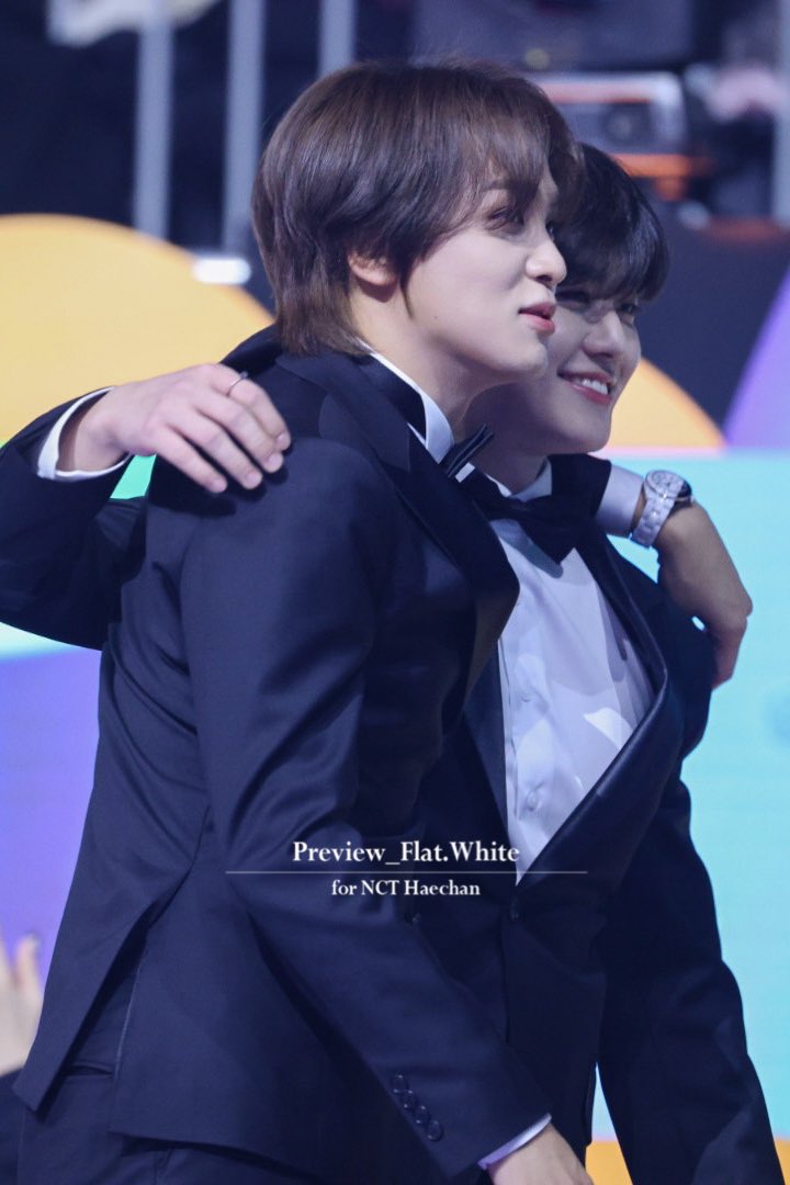 Flat.White tweet media