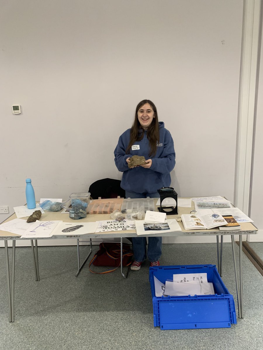 Cambridge Hands-On Science tweet media