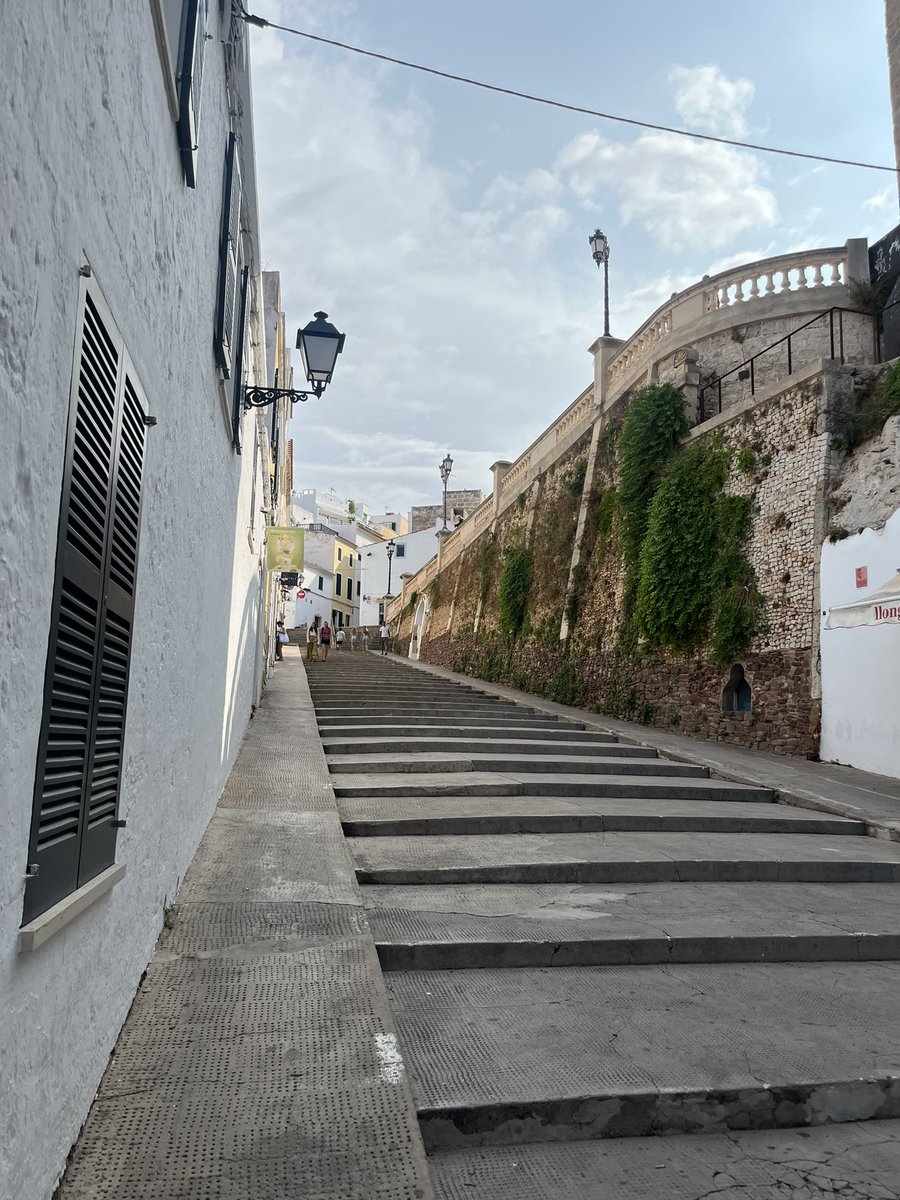 Ross Wilson tweet media