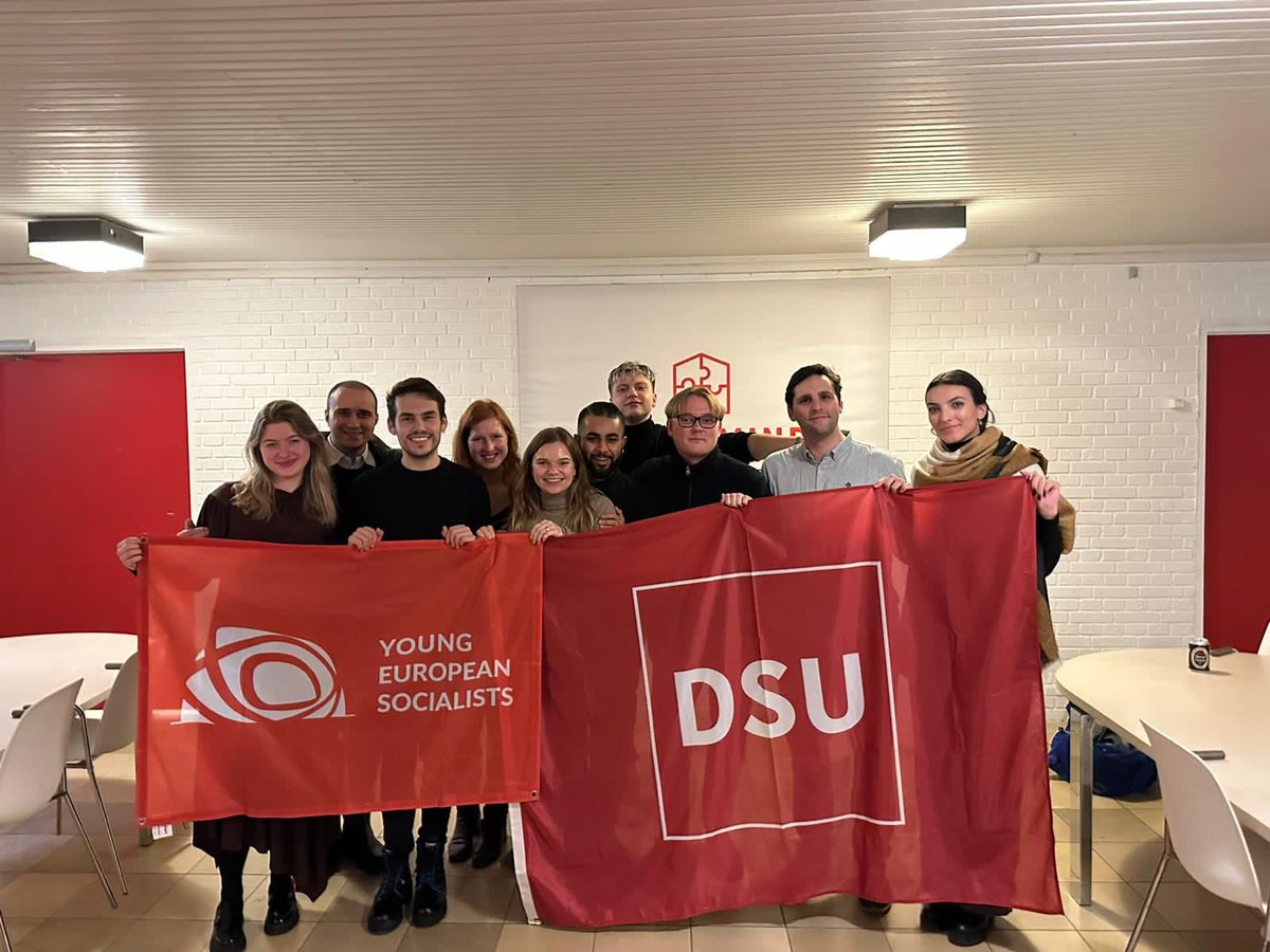 👩🏻‍💻🧑🏻‍💻 Prva sjednica Predsjedništva Mladih evropskih socijalista održana je prethodnog vikenda u 📍 #Kopenhagen, a istoj je prisustvovala i potpredsjednica ove organziacije, sekretarka za međunarodnu saradnju #SMDPS🇲🇪, @Kristina_Scep.