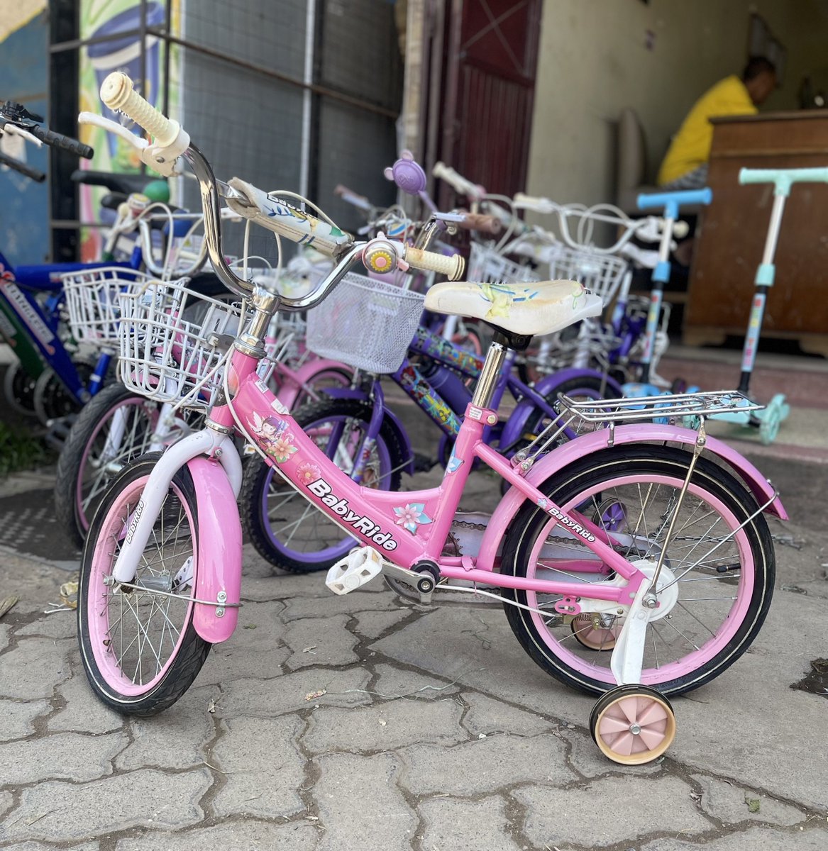 allyfurnishers's tweet photo. School's out, but the fun is just beginning! 🎉🚲 Let's keep those little ones active and entertained with some two-wheeled adventures. 
-Size 12" (2-3 Years)- Ksh.10,900/=
-Size 16'' (4-6 Years)-Ksh.11,300/=
-Size 26" (10-14 Years) Ksh.15,500/=
#AllybabaFurnishers #AndrewKibe https://t.co/KrrLd9SgL5