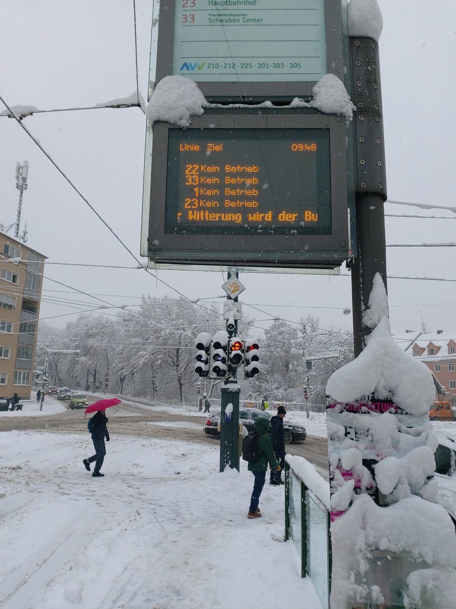 TheodorDimitriu's tweet photo. Winter in Germany 2023
3rd day of snowing and no public transportation works any more.
#wintergermany
#winter2023
#Augsburg #Bayern https://t.co/I4mWDAWmjI