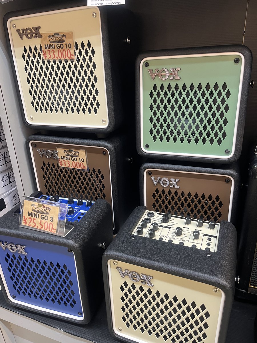 WAVE1_SHOP's tweet photo. #VOX の大人気 #アンプ #MINIGO シリーズからカラーモデルが #限定 で登場!とりあえず思いついた分だけ仕入れてみました!どれもなくなり次第終了です!#MINIGO3 #MINIGO10 どちらもありますので、機能や用途にプラスしてお好みのカラーをゲット!
#千葉 #楽器屋 #WAVE1 #エレキギター https://t.co/MKOTcaAuAM