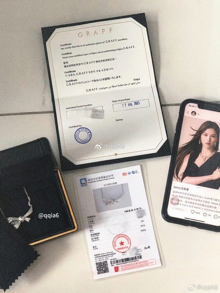 twice_mixx's tweet photo. A Sana fan from China🇨🇳  bought 2 Graff necklaces worth $63,600 to support Sana 🥹💖 

© qqiA6 on weibo
#TWICE #SANA https://t.co/r8eRlC5Z8d