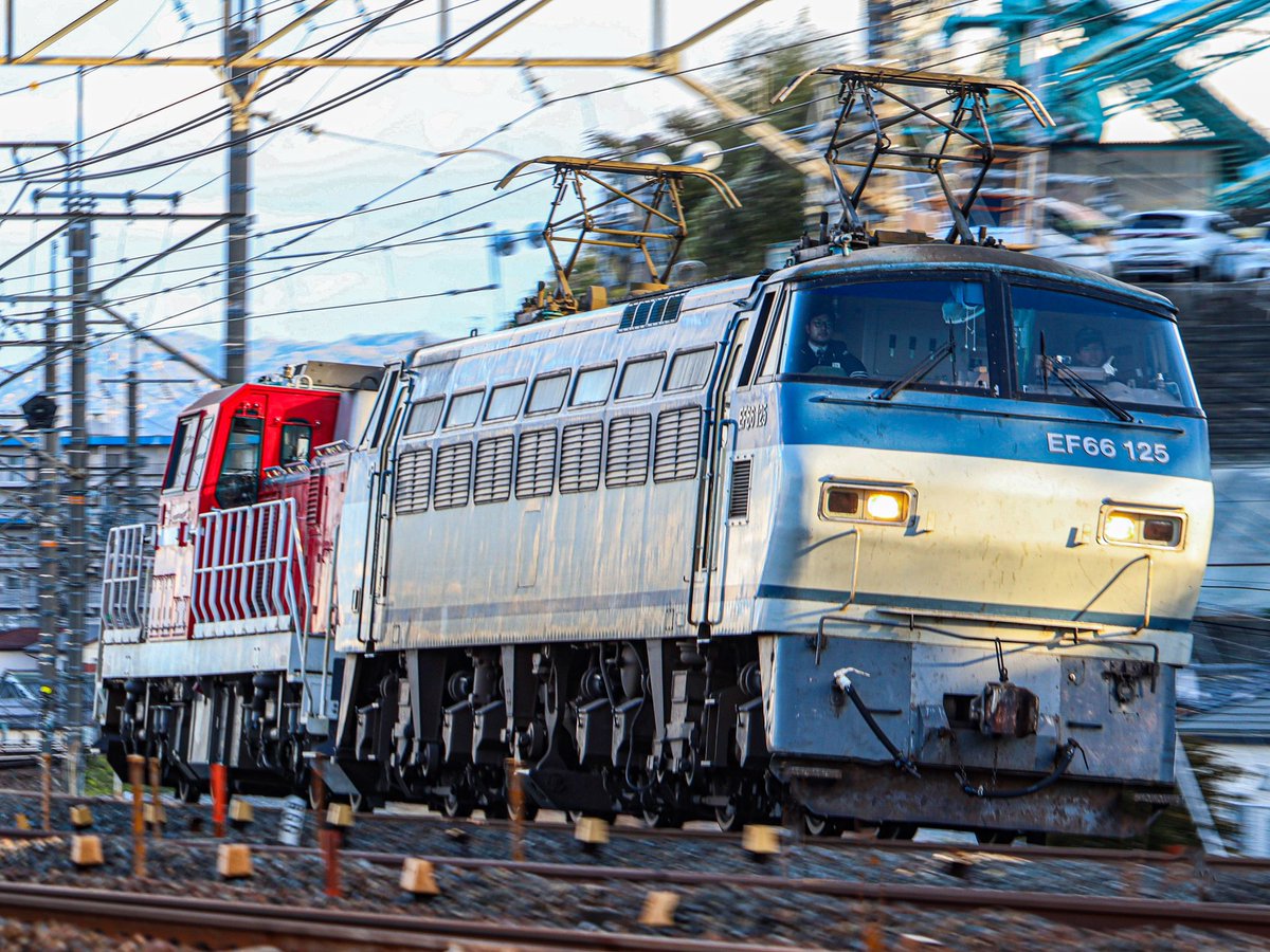 522_kiyo's tweet photo. こんばんは😊
#吹田a230運用 #8865レ #EF66125
#DD2002 #無動回送 #EF66 #吹田機関区
#DD200 #愛知機関区 #ディーゼル機関車
2023.12.02 pm3:30 https://t.co/2cwQgu8Q87