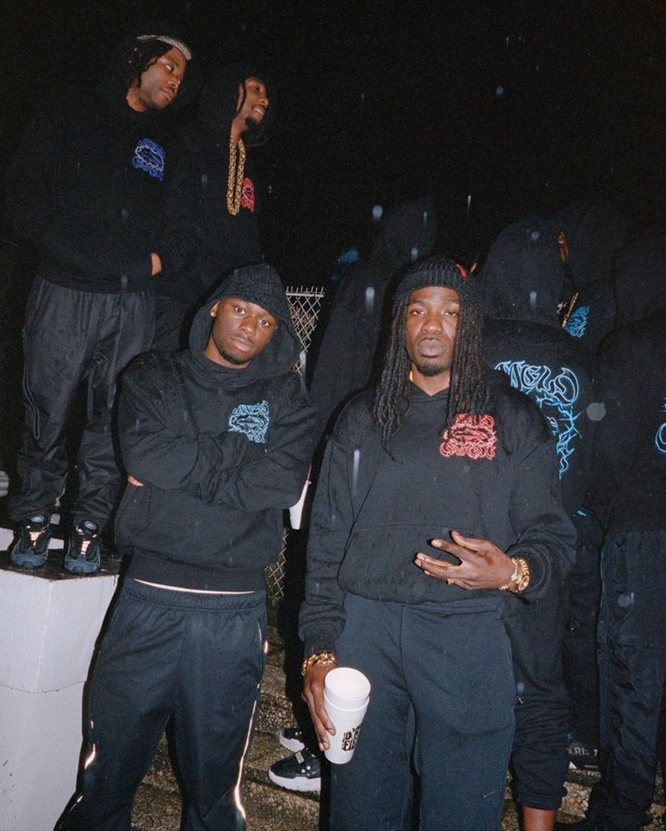 RapFrActus's tweet photo. 🚨GAZO &amp; TIAKOLA RÉALISENT LE MEILLEUR DÉMARRAGE POUR UN ALBUM COMMUN EN 24h SUR SPOTIFY 🇫🇷 ! 

4,4 Millions de stream en 24 heures

5ème meilleur démarrage de l’année 👏 https://t.co/hz64OMQsGu