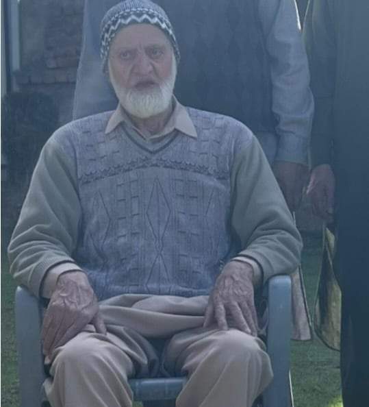 Islambaduk3's tweet photo. Rest in Peace. Haji Abdul Rehman Sirwal, R/o: Malaknag now present at: Iqbal Abad KP Road left for heavenly abode today. His Nimaaz e Jinaaza will be held at Sherbagh. 
Time: 4:30 PM https://t.co/AFwS2xt3yi